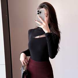 半高领纯色镂空长袖T恤女2025年秋冬新款百搭洋气上衣修身小衫潮
