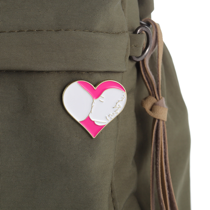 Holiday Occasion Alloy Material Casual Pin Heart Shape Alloy Plating Unisex Brooches