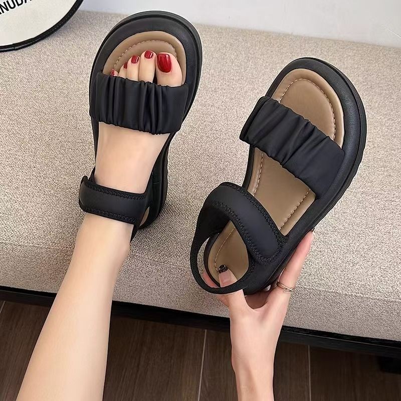 Sandalias de cuero suave de fondo grueso para mujeres de verano 2026 nuevo velcro con falda anti-derrapante zapatos romanos