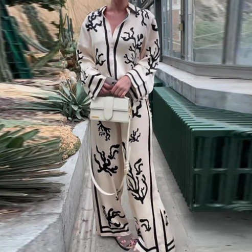 Elegant Printed Women's Pants Set 6