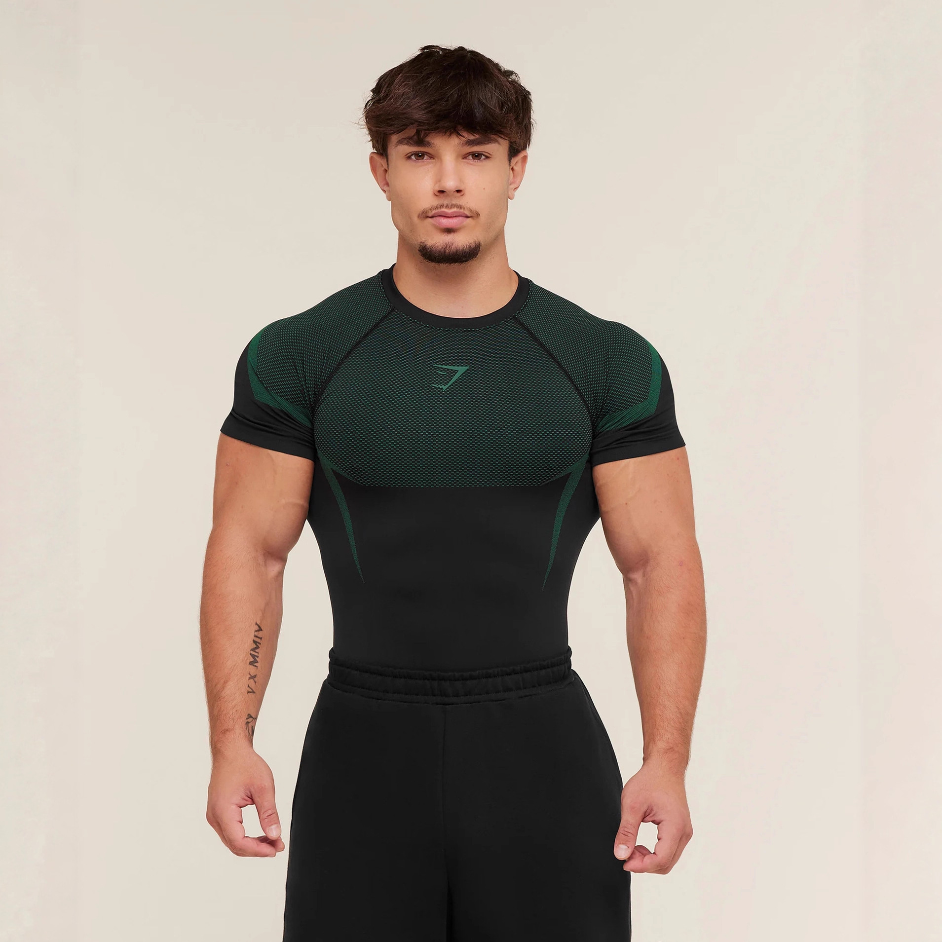 Gymshark/Onyx Men's T-Shirt Sports Fitness Quick-Drying Breathable Elastic Round Neck Short-Sleeved Tight Training Clothes