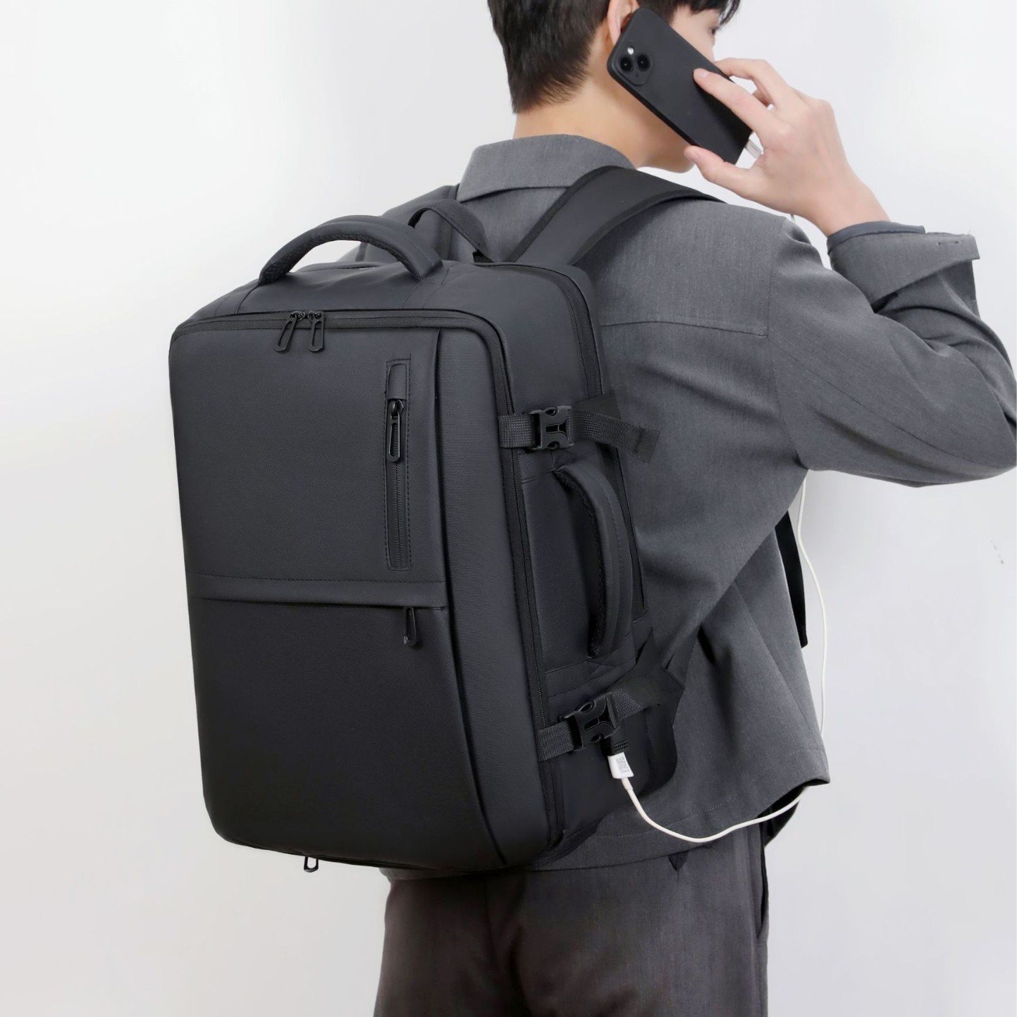 Water-resistant Laptop Backpack For Travel With Multi Compartments_voghion.com