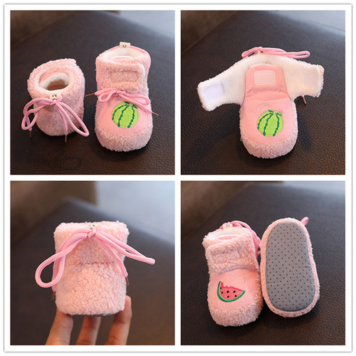 Baby cotton shoes with fleece lining and extra thickness—autumn/winter 3-6-15 month pre-walking shoes for boys and girls; warm snow boots for babies learning to walk.