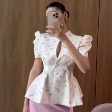 2026新款欧美风碎花泡泡袖衬衫女修身显瘦设计感短袖上衣时尚衬衣