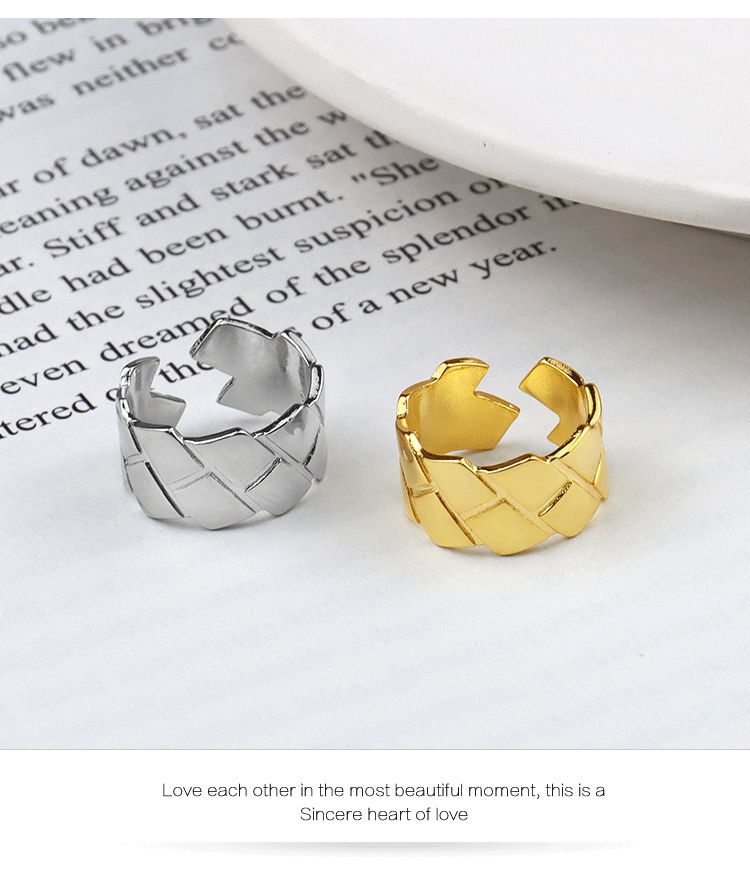 Korean version of the new creative diamond fashion square wide open copper ring wholesalepicture13