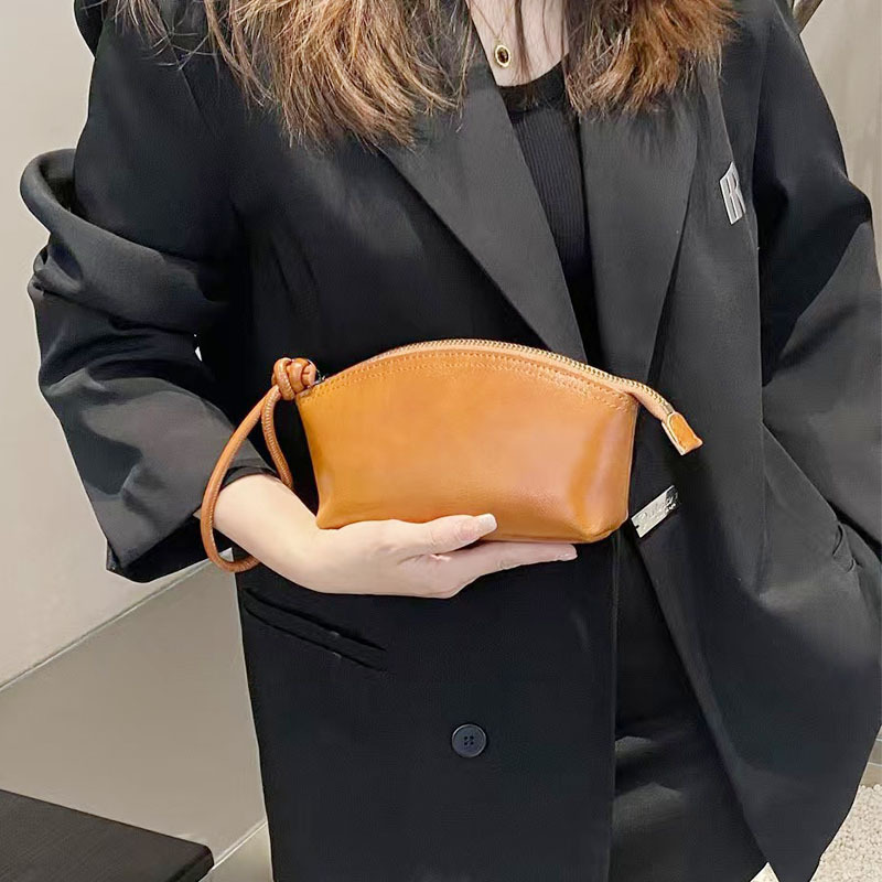 Hand Wallet 2025 New Leather Casual Evening Bag Top Layer Cowhide Cosmetic Bag Fashionable All-match Women's Bag Hand Wallet 2025 New Leather Casual Evening Bag Top Layer Cowhide Cosmetic Bag Fashionable All-match Women's Bag