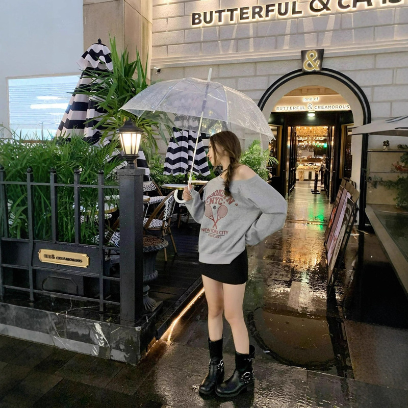 复古网拍字母印花露肩卫衣女高级感百搭斜领上衣美式慵懒春秋薄款|undefined