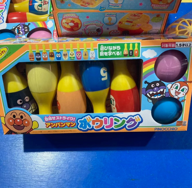 日本のアンパンマンのおもちゃの小さい医者のカラーボールの掃除機のショッピングカートの弁当箱の子供のままごとのおもちゃ