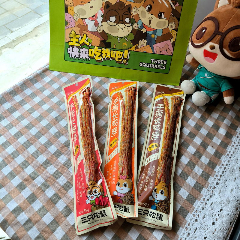 Three Squirrels Hand-Torn Long Duck Neck 55g*3 Pieces, Dry and Fragrant, Chewy and Full-Bodied, a Whole Piece of Meat, Thick and Firm, a Satisfying Snack