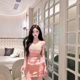 梵蔻粉色蕾丝休闲套装女2026新款拼接收腰显瘦时尚两件套雾粉庄园