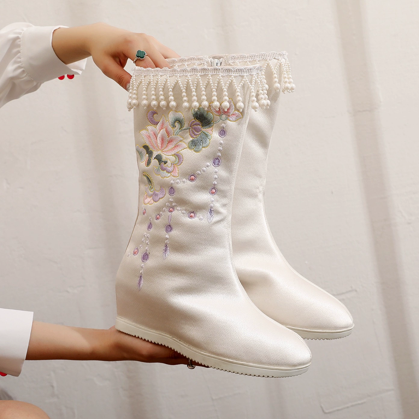 [Brilliant] 2024 новые осенние ботинки в стиле Hanfu увеличены в средней трубке