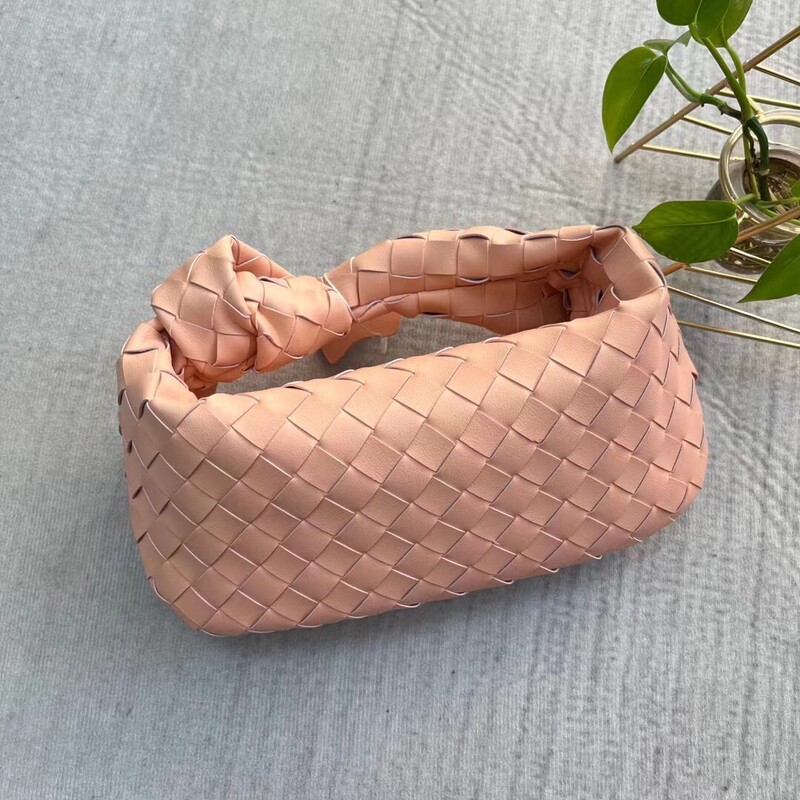 In-Stock Bv New Genuine Leather Woven Croissant Bag Jodie Knotted Clutch Bag Fashionable Versatile Imported Cloud Bag for Women