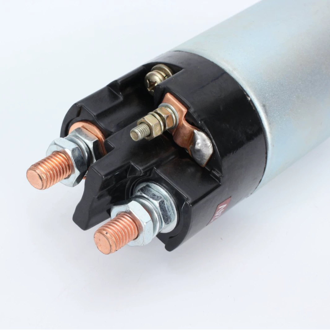 Пусковой переключатель новый XL1569T M10