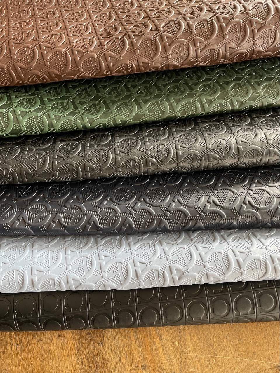 進口頭層菲拉GM原版皮箱包皮带腰带手帐手机壳手工DIY饰品真皮料