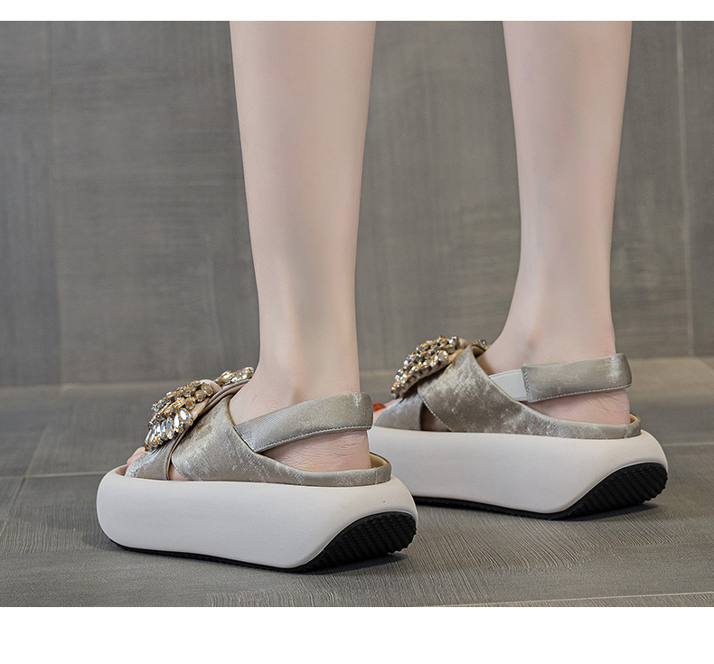 Sandal nữ quai chữ V đế xuồng cao 5 cm, nơ bướm đính đá lấp lánh — Màu be 5055, Màu vàng kim 5055 chi tiết 12