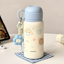 �ɐ�С�ܱ��ر�Ů�����ֵ5��6�P�ˮ���W��У�@��y