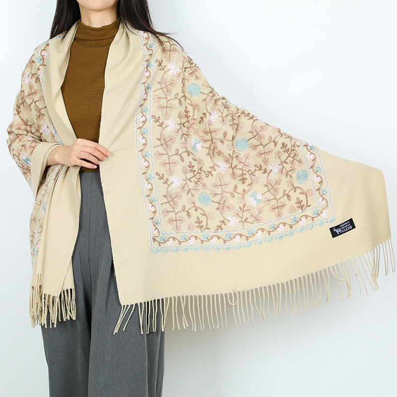 2024 nuevo bufandas de damas de estilo nacional flor flor flor floral gran chal turismo vestir con bordas con aire caliente