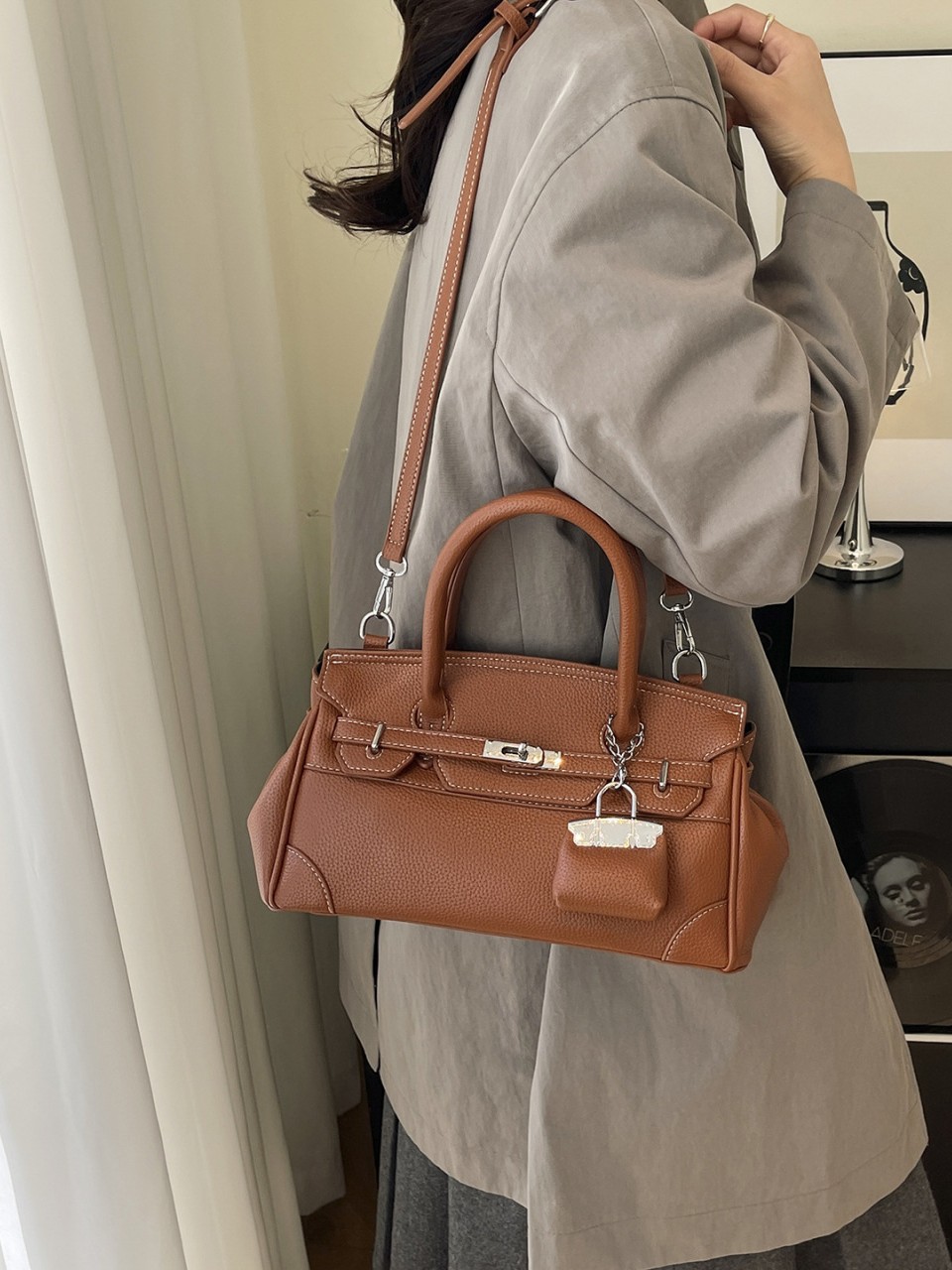 Bolso de mujer de alta calidad bolso de platino portátil 2026 nuevo estampado de litchi super popular bolso retro