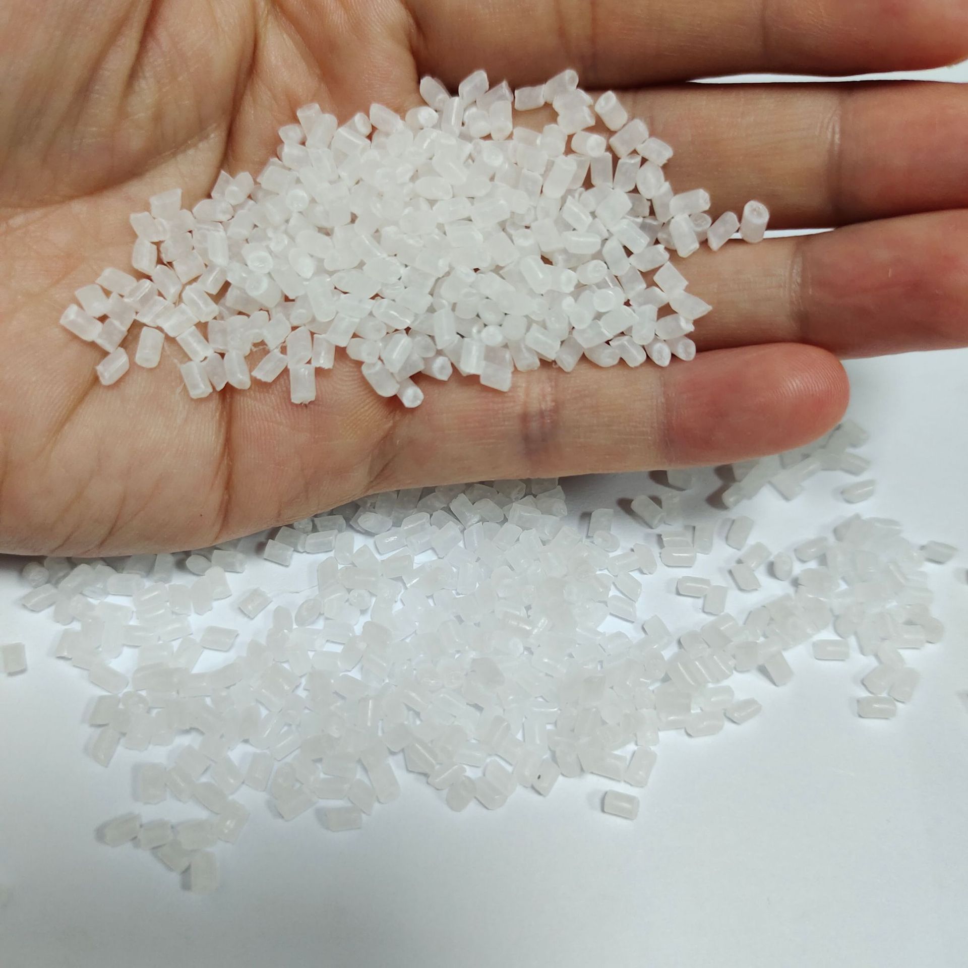 pe薄膜增硬剂 增硬效果好 分散好 具有增硬抗划伤等功能