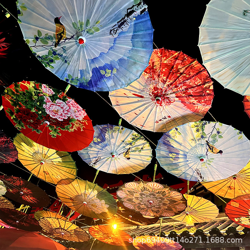 Umbrellas for Indoor and Outdoor Ceiling Decoration in Attractions, Hotels, Tea Houses, and Restaurants; Silk Umbrellas, Oil Umbrellas, Vintage Bamboo Art Umbrellas for Indoor and Outdoor Ceiling Decoration in Attractions, Hotels, Tea Houses, and Restaurants; Silk Umbrellas, Oil Umbrellas, Vintage Bamboo Art