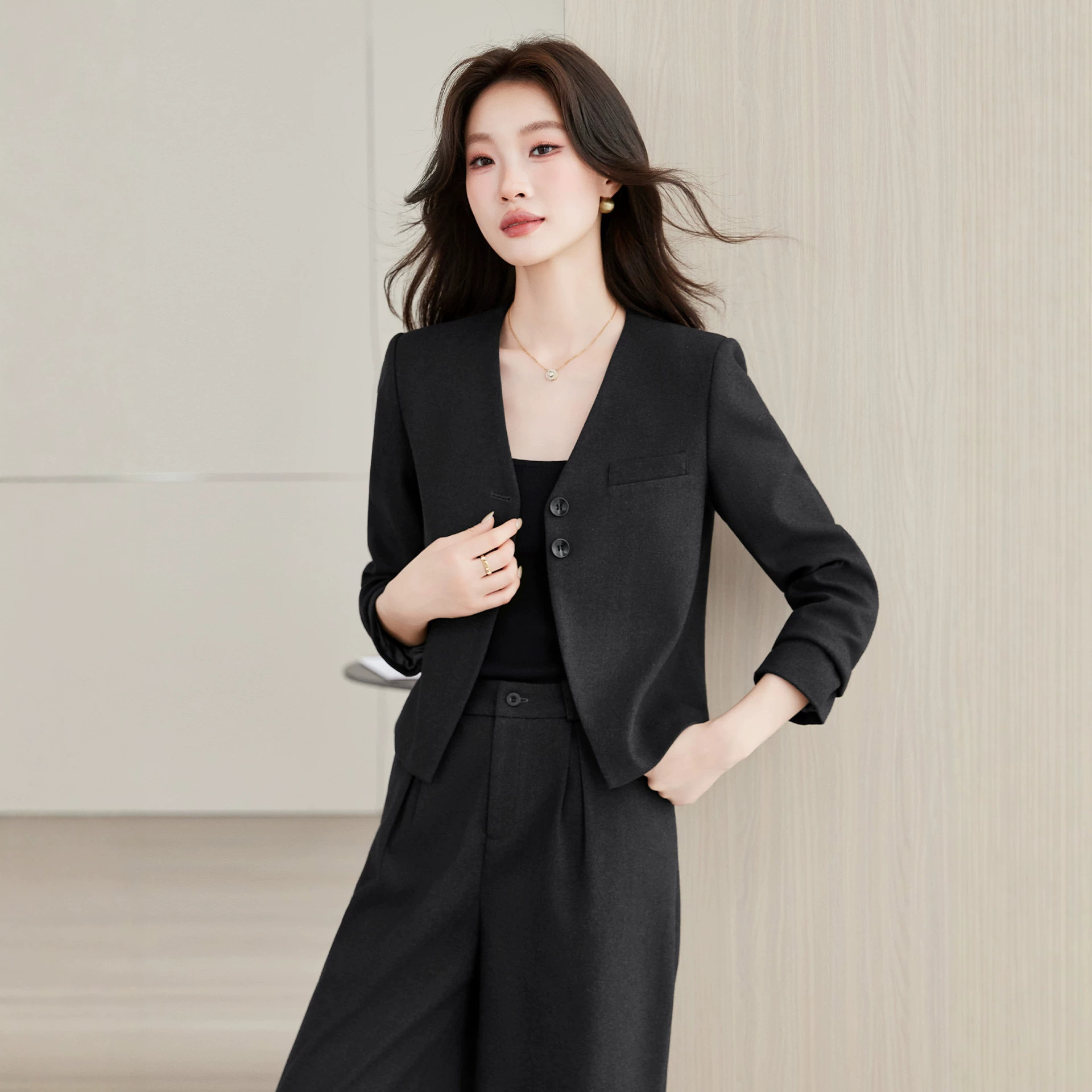 Women's 2026 Autumn New Style Collarless Blazer for Petite Women, Elegant and Sophisticated Workwear Suit