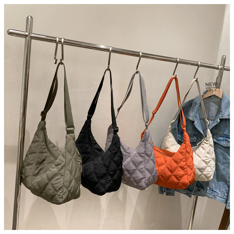 Single Shoulder Strap Strap Type Shoulder Bag Bags Type Daily Occasion Nylon Material Women's Large All Seasons Nylon Lingge Fashion Dumpling Shape Zipper Shoulder Bag