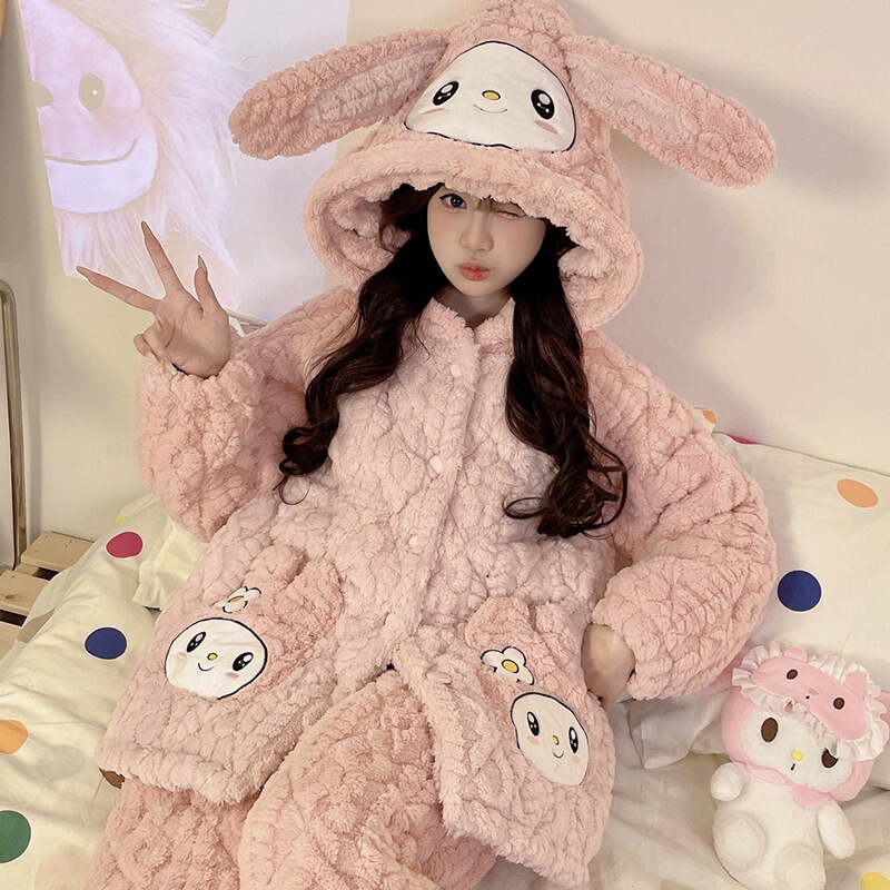 Women's Winter Coral Fleece Pajamas, Three-Layer Quilted Thickened, Hunan Style, Suitable for Older Children, Cotton-Padded Jacket for Petite Individuals, Home Wear, Can Be Worn Outside