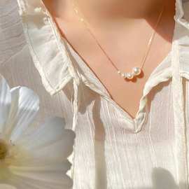 钛钢镀18K珍珠项链简约高级感小众设计简约锁骨链 女 饰厂 家批发