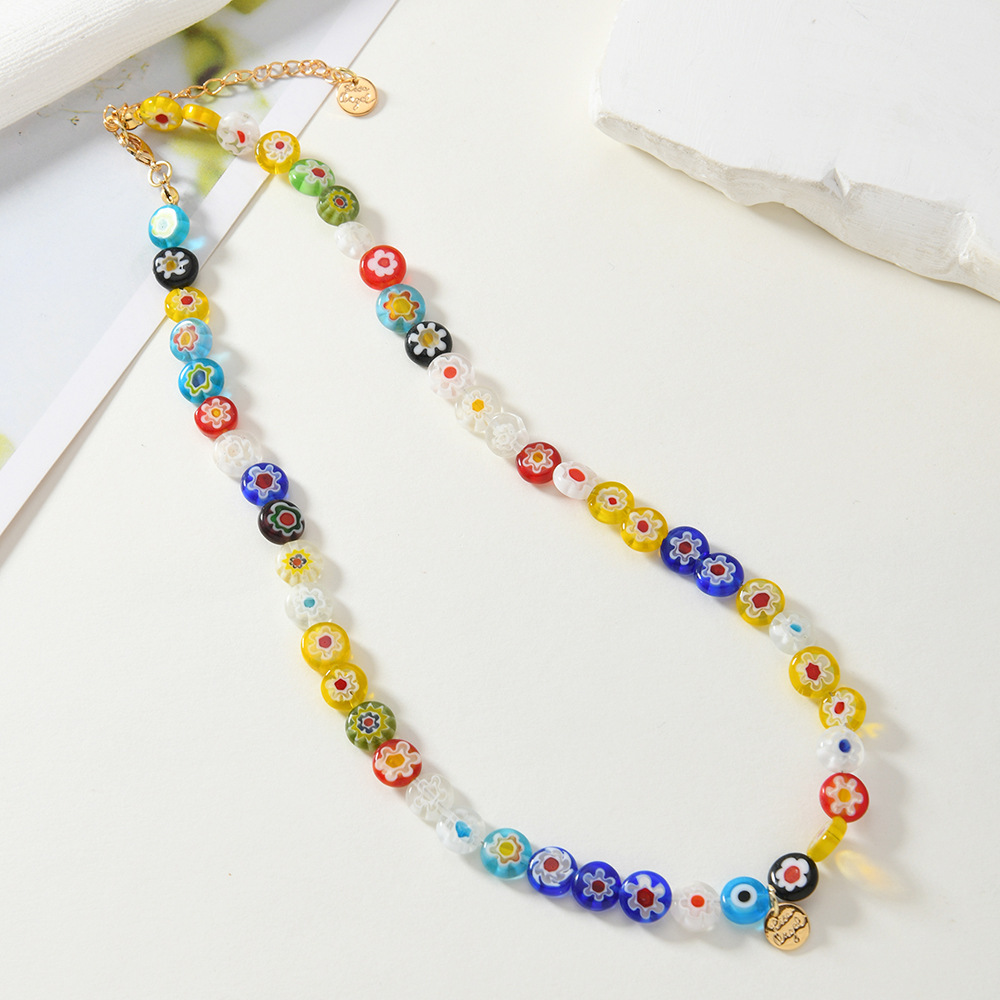 Verano nuevo estilo dulce y fresco chica caliente color vidriado flor pequeña costura collar con cuentas flor femenina todo fósforo cadena de clavícula collar