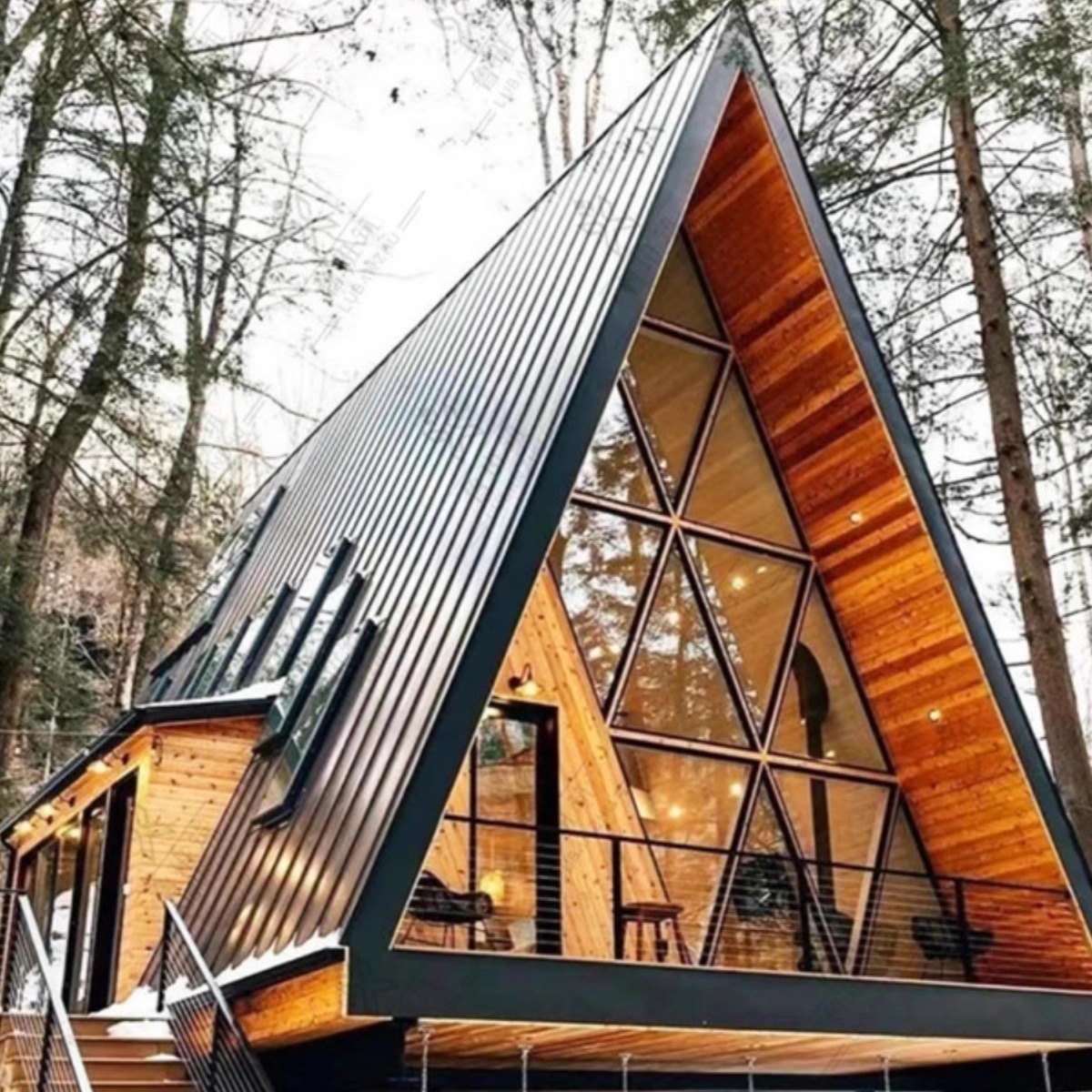 Casa de madera roja casa de vacaciones casa triangular acampada casa de sol paisaje casa de madera casa de alojamiento