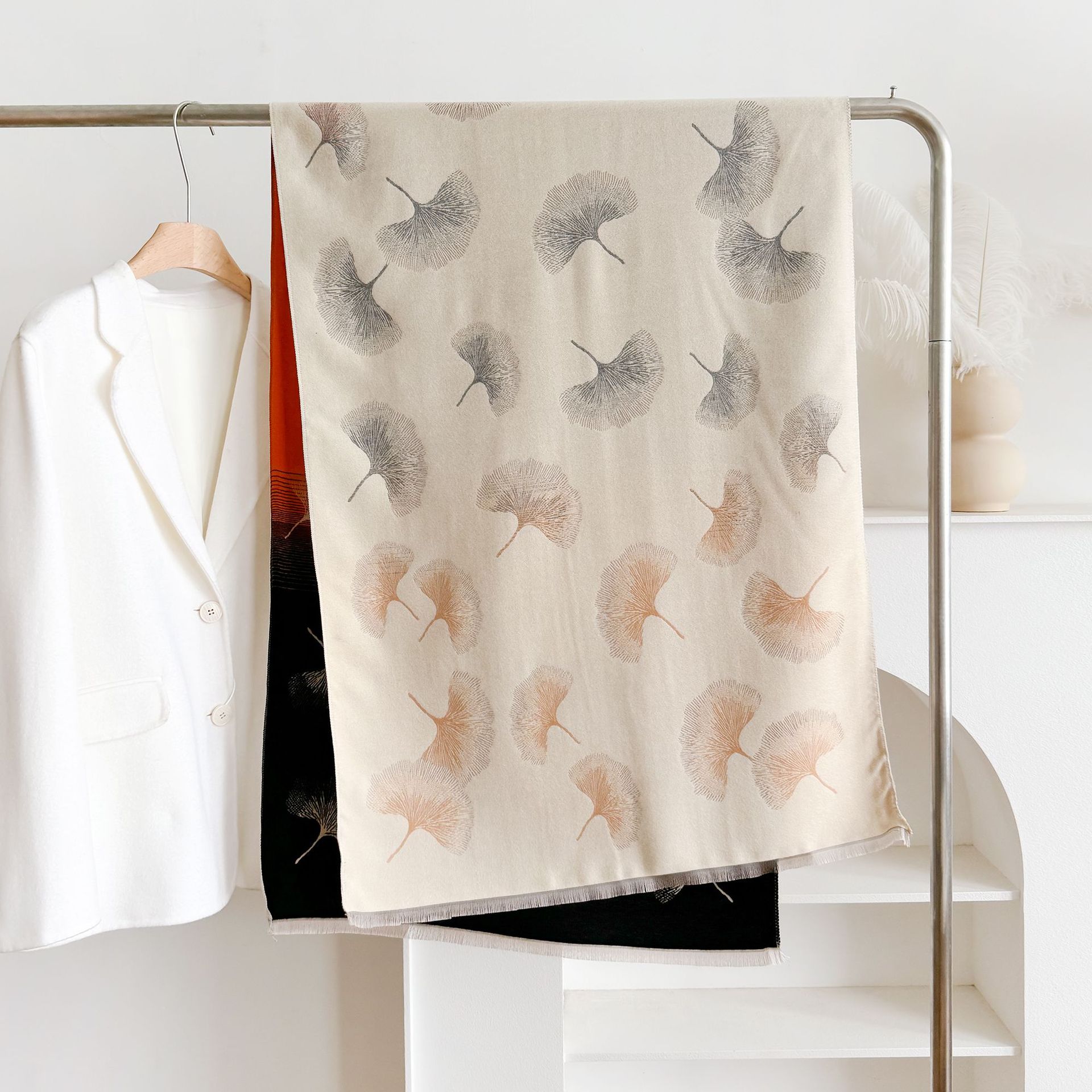 Nueva impresión de ginkgo biloba bufandas calientes de cachemir de doble cara 2024 moda de invierno con capa de chal gruesa