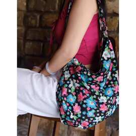 春夏彩绘花卉个性斜挎帆布包大容量小众文艺单肩手提包调节肩带