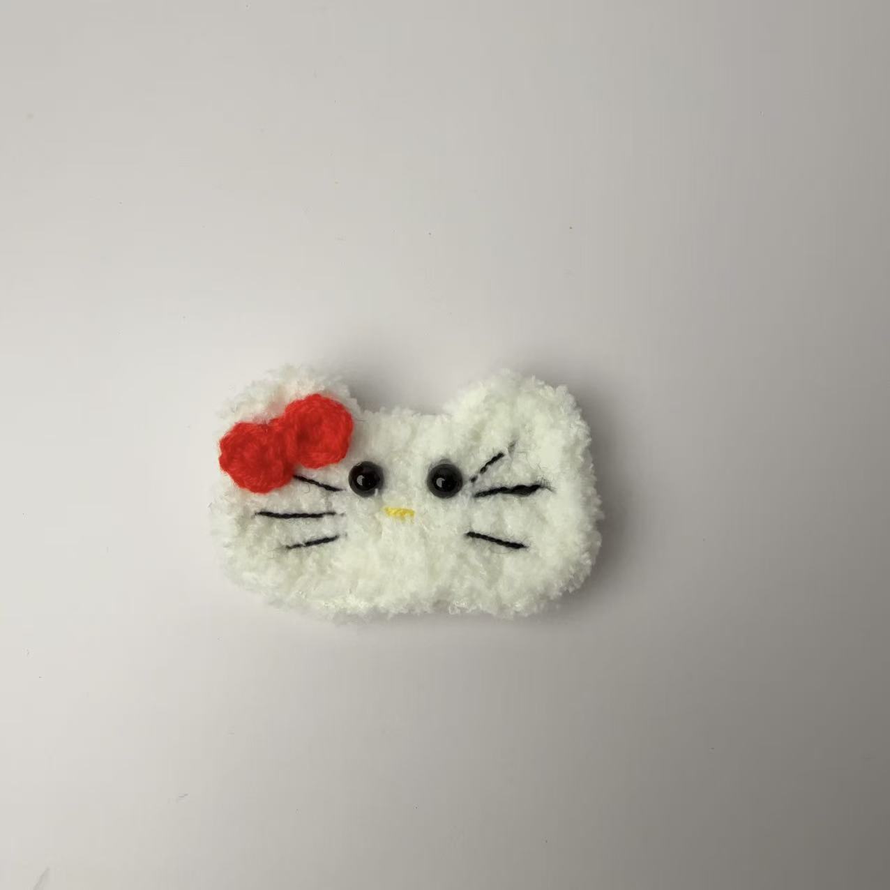 With bow, red