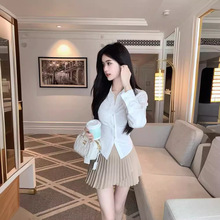 famouswang2023年秋冬季新款韩系搭配收腰设计感奶白衬衫女