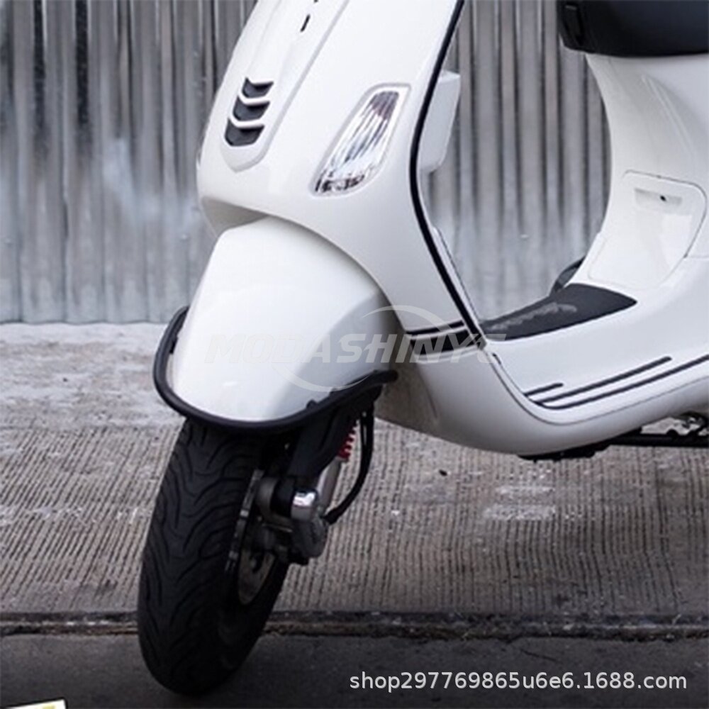 Suitable for Piaggio Vespa VESPA LX125 S125 rear bumper foot pad, protective bar, rear rack, original factory product