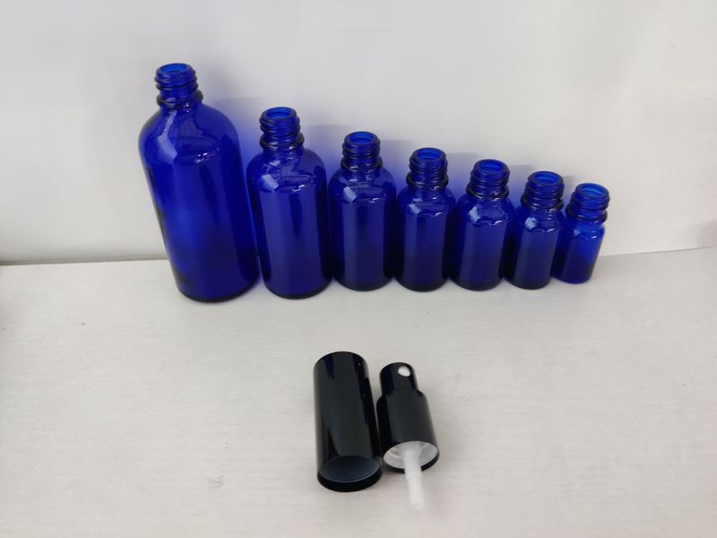 ブルーガラスサンプルスプレーボトル旅行ポータブルシルクスクリーンロゴ香水ボトル保湿香水ボトル卸売|undefined