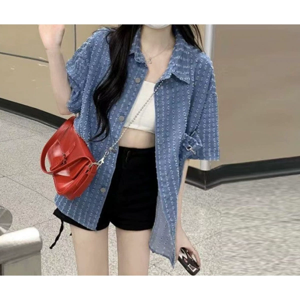 Set, denim skirt, shorts, lifting effect
