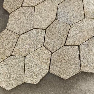 定制花岗岩火烧板芝麻灰荔枝面广场地铺石别墅农村院子黄金麻园林