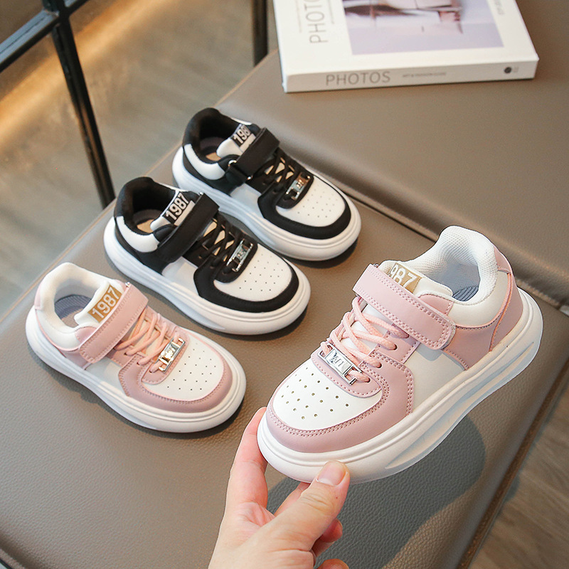 Neue Art von Kinder-Sneakern 2024 Herbst bequeme und modische lässige Sportschuhe für Jungen und Mädchen, mittlere und große Kinder-Schülerschuhe_voghion.com