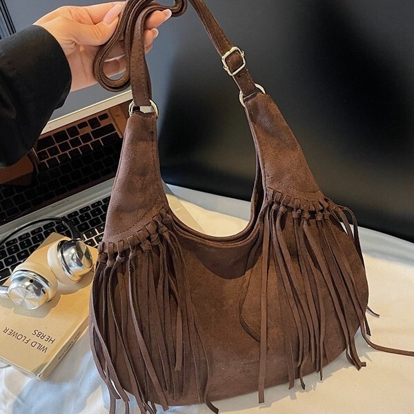 American Niche Bohemian Tassel Large Bag 2025 New Suede Bucket Bag Versatile Shoulder Crossbody Bag American Niche Bohemian Tassel Large Bag 2025 New Suede Bucket Bag Versatile Shoulder Crossbody Bag