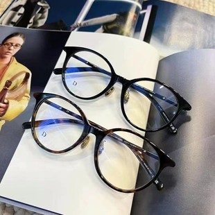 D�ҷ��{���ҕ���R�����ŋ�ͬ�������R��R5FС�A��ƽ��W�RŮ��