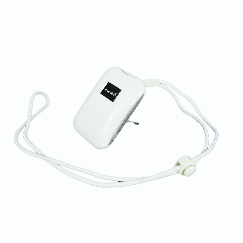 Fabricante de cuello tipo purificador de aire móvil máscara electrónica portátil portátil pequeño purificador de iones de oxígeno negativo