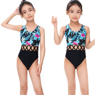 �羳؛Դ���Q��ͯӾ���¿��B�wbikini���K�U����Ӿ�bŮͯ�F؛���l