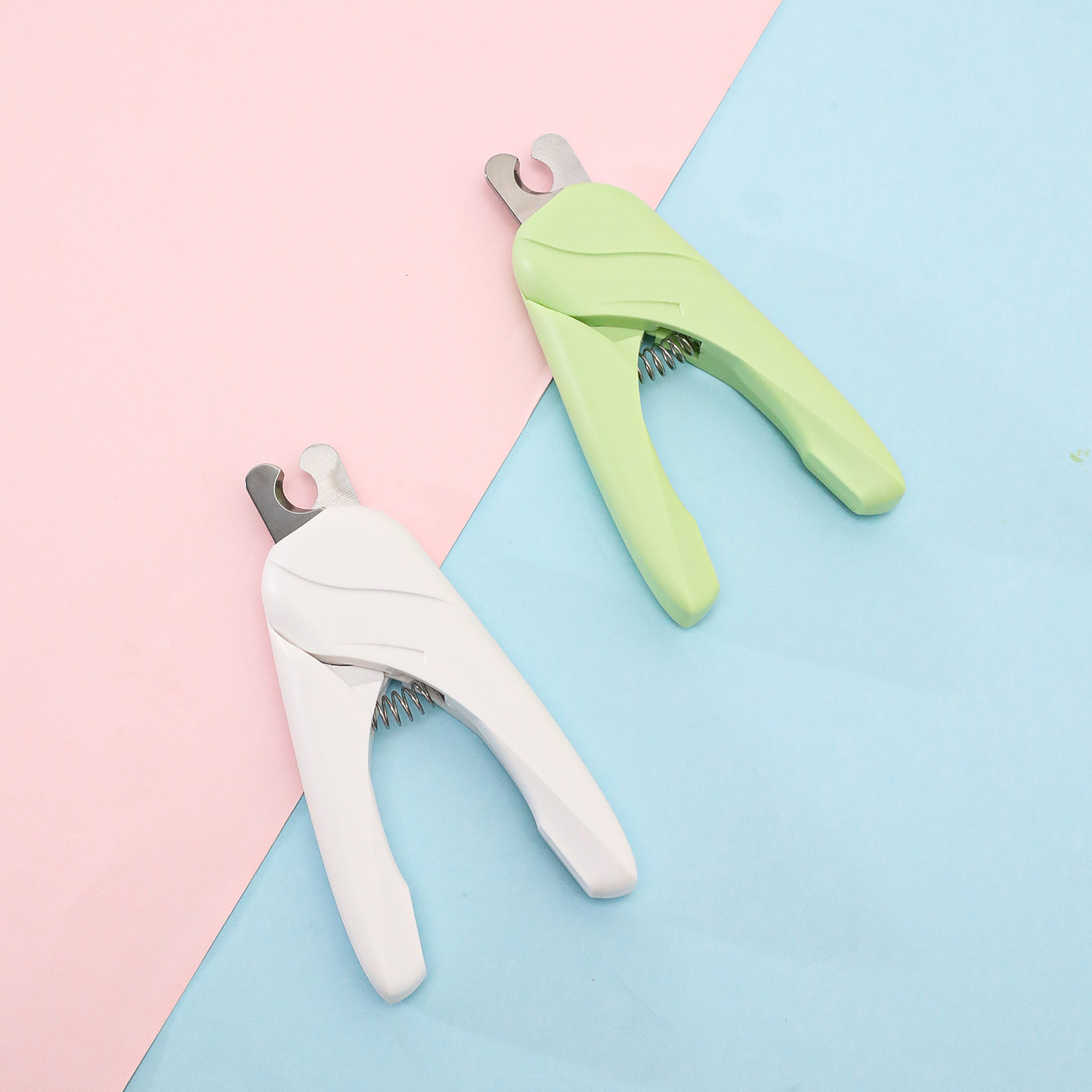 Z spot al por mayor Pipi Amoy caja de gato mascota corte de uñas simple de acero inoxidable corte de uñas para mascotas perro pequeño