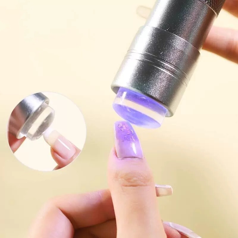 Cross-border Wholesale Nail Phototherapy Lamp Handheld Lamp Silicone Pressing Nail Embossing Assistant Mini Flashlight UV
