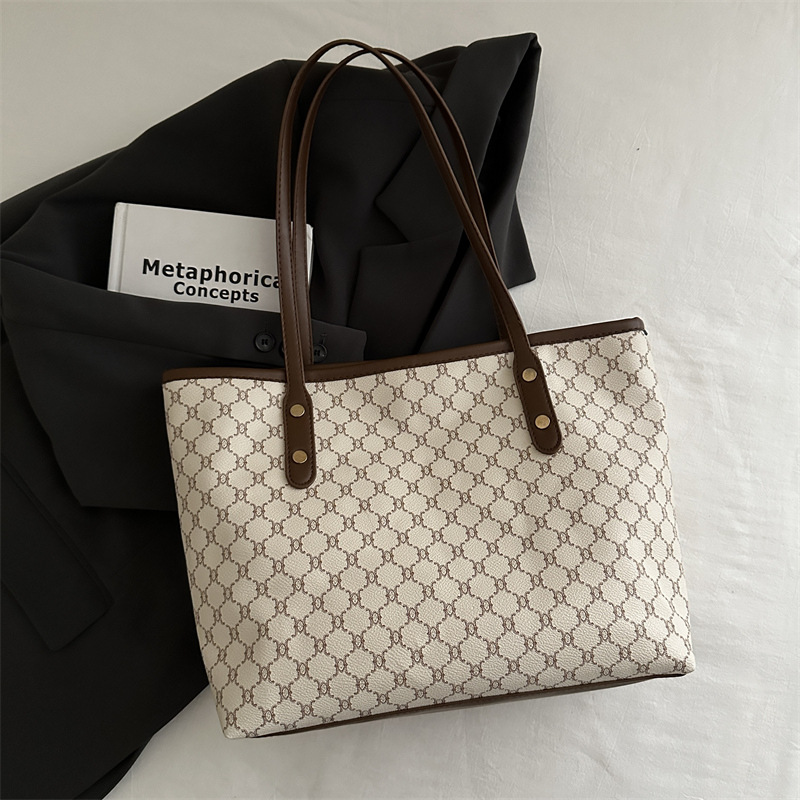 Bolso de moda simple de gran capacidad para mujeres 2024 invierno de mujeres nuevas bolsas de moda de impresión de viaje bolso de hombro