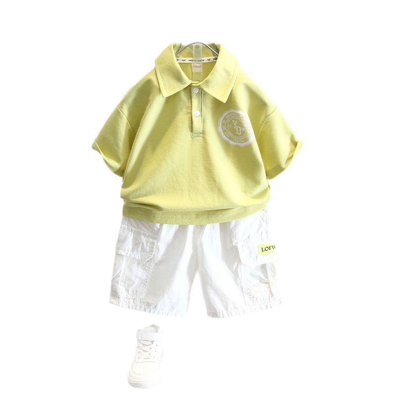 7212 Traje de verano para niños 2025 nuevo estilo hermoso traje delgado para niños camisa polo de manga corta bebé estilo occidental verano