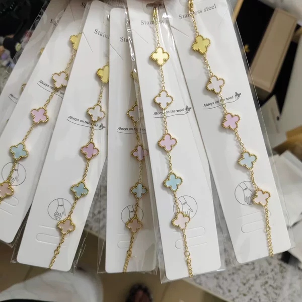 Direct sale 13mm four-leaf clover bracelet, 18k gold-plated, non-fading, lucky clover bracelet, popular online style, high-end and light luxury