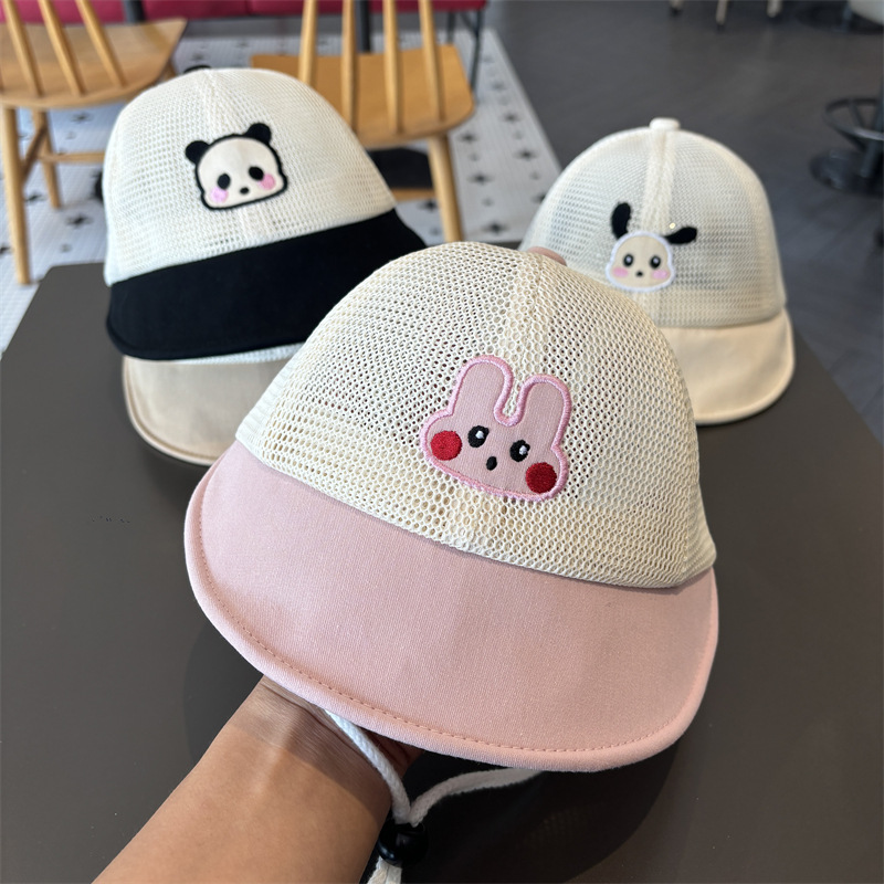Sombrero de bebé femenino primavera y verano estilo delgado bebé súper lindo sombrero de pescador malla transpirable para niños y niñas sombrero para el sol al aire libre
