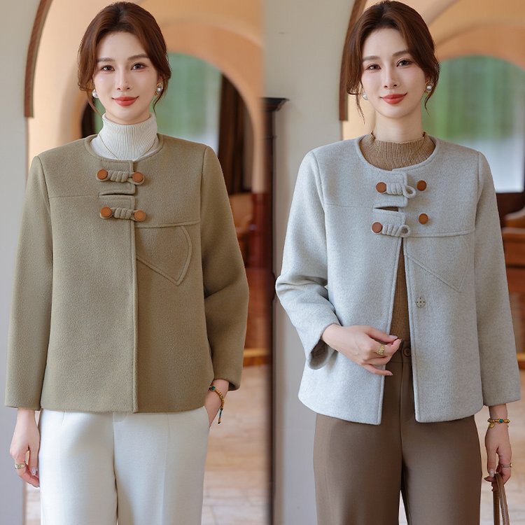 Spring Fashion Casual Shirts for Women, Mom Style, Versatile Pairing, Short Jackets Highlight Everyday Commuting Style